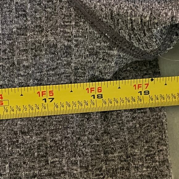 Old Navy Active Men's Gray Short Sleeve Crewneck Workout T-Shirt Size M NWT - Picture 5 of 6